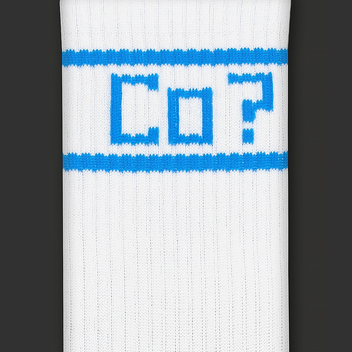 białe skarpetki "co?"